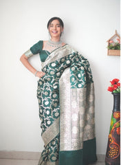 Regal Emerald Green Banarasi Silk Saree with Intricate Silver Zari Floral Weave