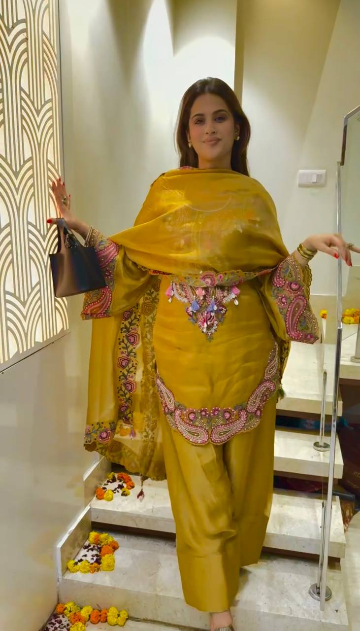 Mustard Yellow Georgette Kurta Salwar Set with Scalloped Embroidery