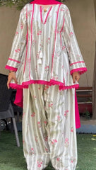 Elegant Grey and White Floral Printed Kurta Salwar Set with Tassels