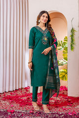Elegant Bottle Green Silk Blend Kurta Set with Floral Organza Dupatta